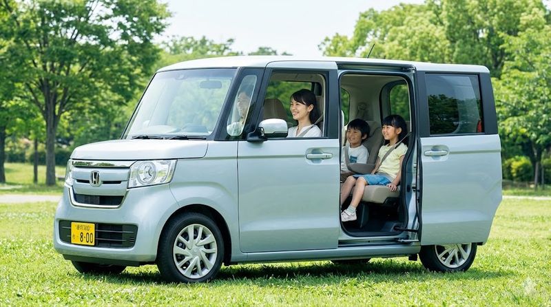 1.N-BOXの乗車定員は何人?基本情報を解説